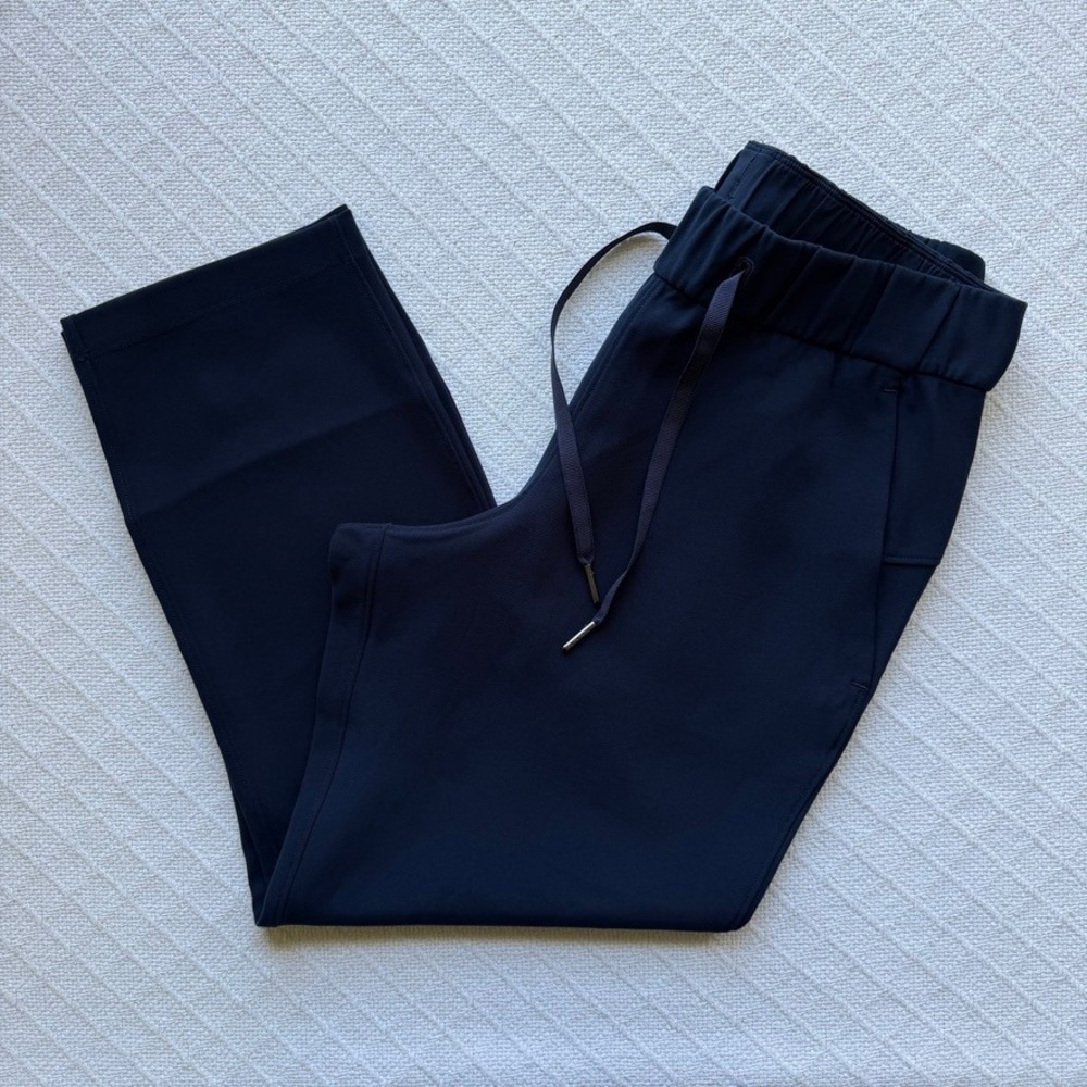 Lululemon On the Fly Crop True Navy Luxtreme Drawstring Pants Commuter Size 4 - Picture 9 of 14